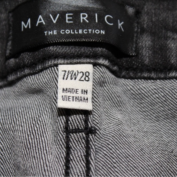 Maverick The Collection Women’s Black Jeans Ripped 7/W28 Trendy - Picture 3 of 4